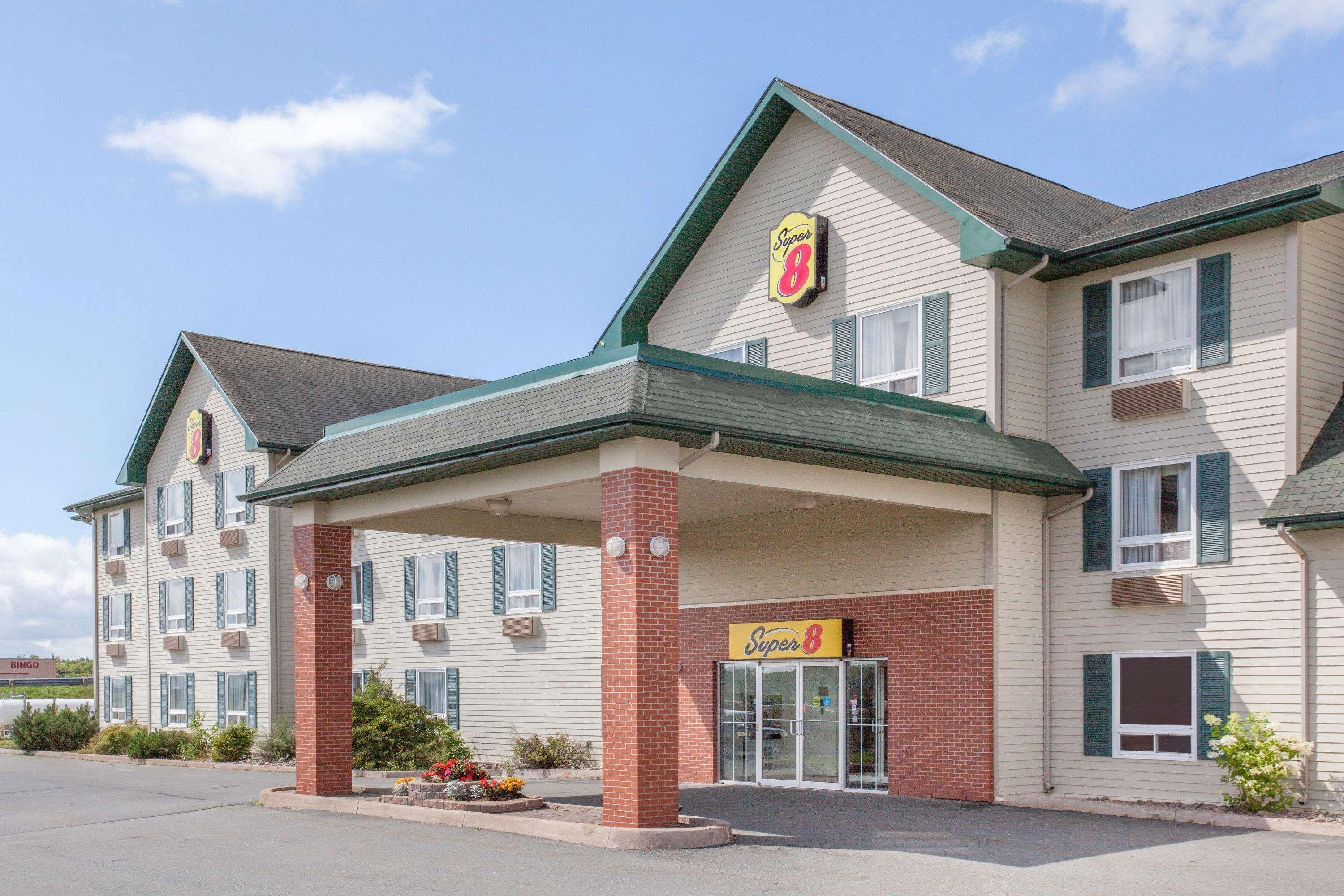 Super 8 By Wyndham Truro Ns Hotel Exterior photo